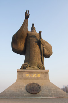 汉武大帝雕像