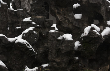 白雪假山