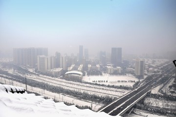 城市雪景 俯拍 白天