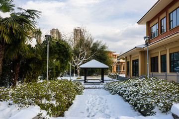 园林雪景