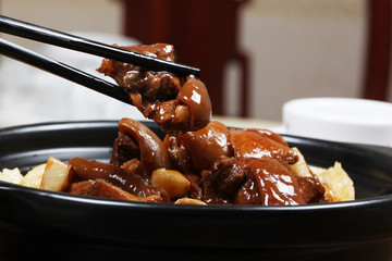 砂锅羊肉煲