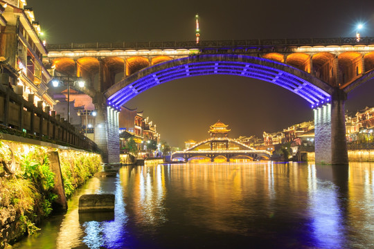 凤凰古城 雪桥 夜景