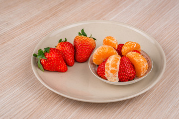 草莓橘子