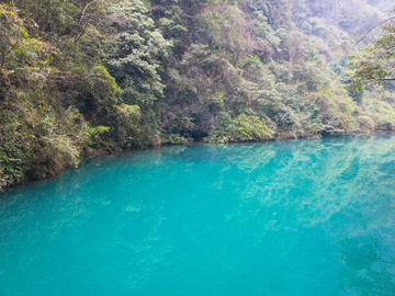 张家界大峡谷 神泉湖风光