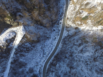 航拍雪山公路 雪山 公路