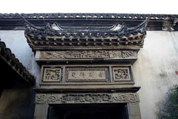 乌镇古建筑砖雕门头