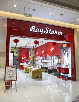 服装专卖店 专卖店橱窗 店面
