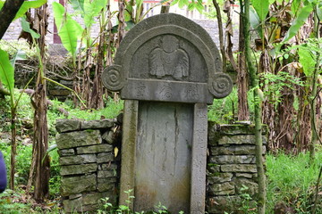 古墓墓碑