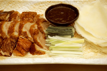 北京烤鸭 蘸酱 配菜