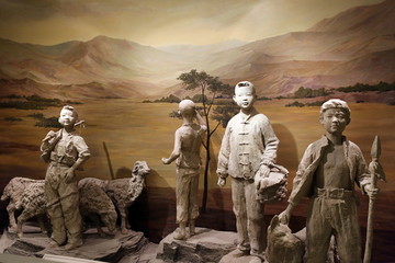 泥塑抗日儿童团雕像