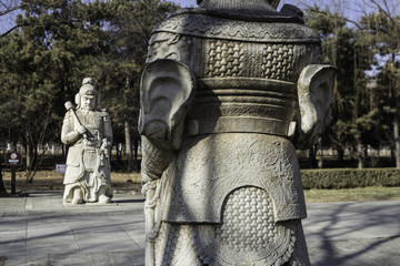 十三陵总神道石像生武将