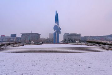 下雪后的济南泉城广场 （17）