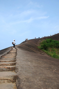 登山