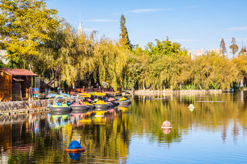 昆明大观楼公园湖景