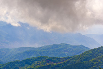 大山