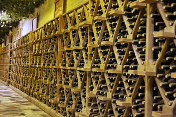 透视瓶装葡萄酒酒窖