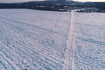 田野雪景 航拍