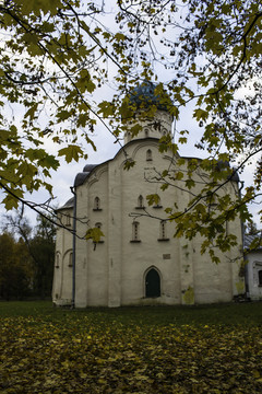 金秋教堂