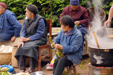 赶场天 老人 卖农产品