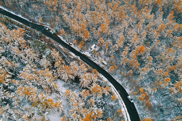 山林公路雪景秋色 航拍
