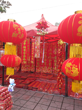 红灯笼对联