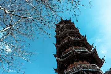 龙华塔