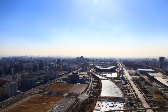 大钉子奥运塔爬楼俯视北京