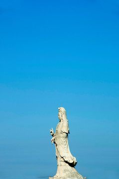 观音石雕像