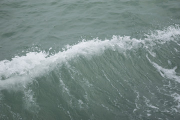 浪花