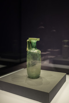意大利中世纪玻璃瓶