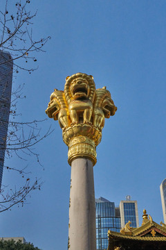 金色狮子立柱 上海静安寺