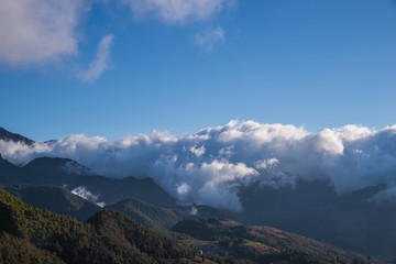 云南轿子雪山风光