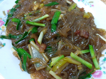 韭菜瘦肉炒粉条