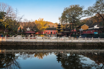 栖霞寺秋色