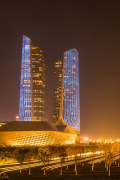 双塔楼夜景