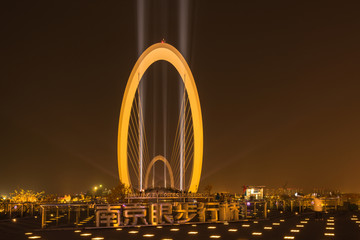 南京眼步行桥夜景