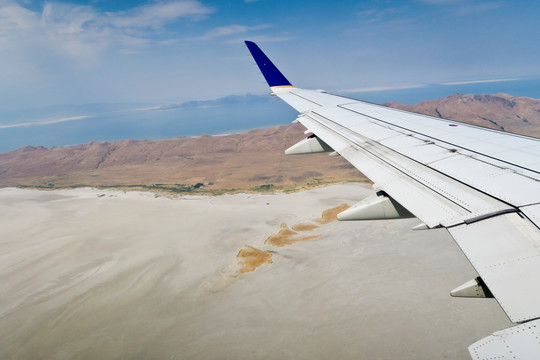 空中旅行 坐飞机 盐湖城湿地