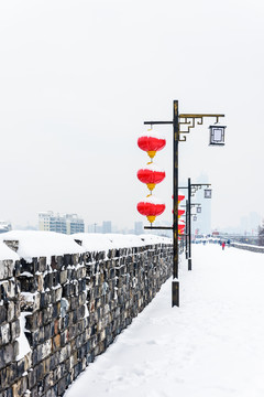 城墙上雪景