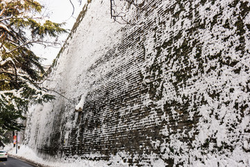 白雪覆盖的明城墙