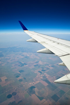飞机窗外的风景 飞机上航拍