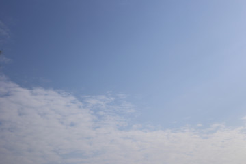 蓝天白云