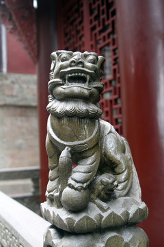 狮子雕塑