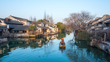 临水民居