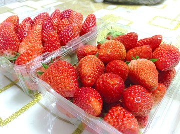 奶油草莓