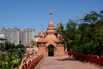 曼听花园