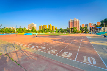 运动场 跑道