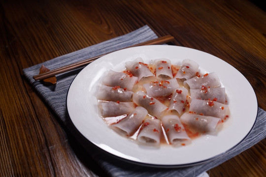 萝卜蒸肉卷