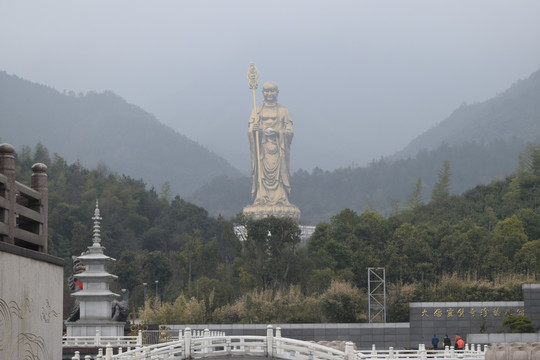 九华山大愿文化园地藏王大铜像
