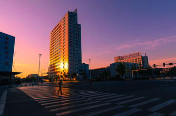 城市街道 高层建筑