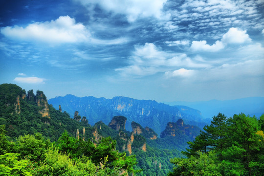 张家界山峰